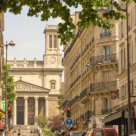 Bed & Breakfast Le85 Paris